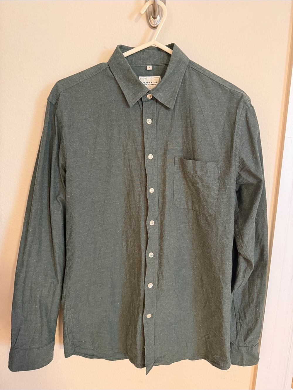 Frank & Oak Men's Long-Sleeve Button-Down Shirt in Forest Green